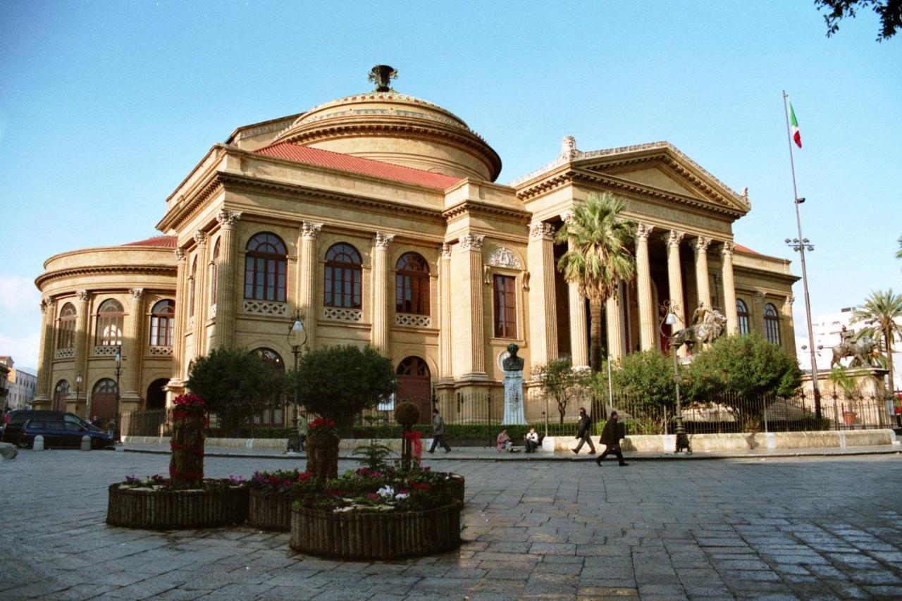 Garibaldi Rooms 29 - Piazza Marina A Palermo - In Pieno Centro. Eksteriør bilde